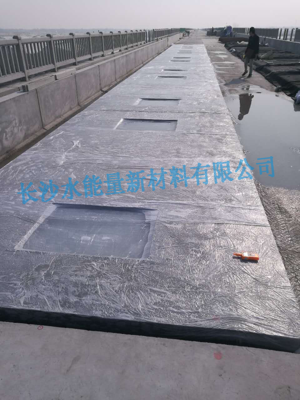 高鐵底座板的養(yǎng)護